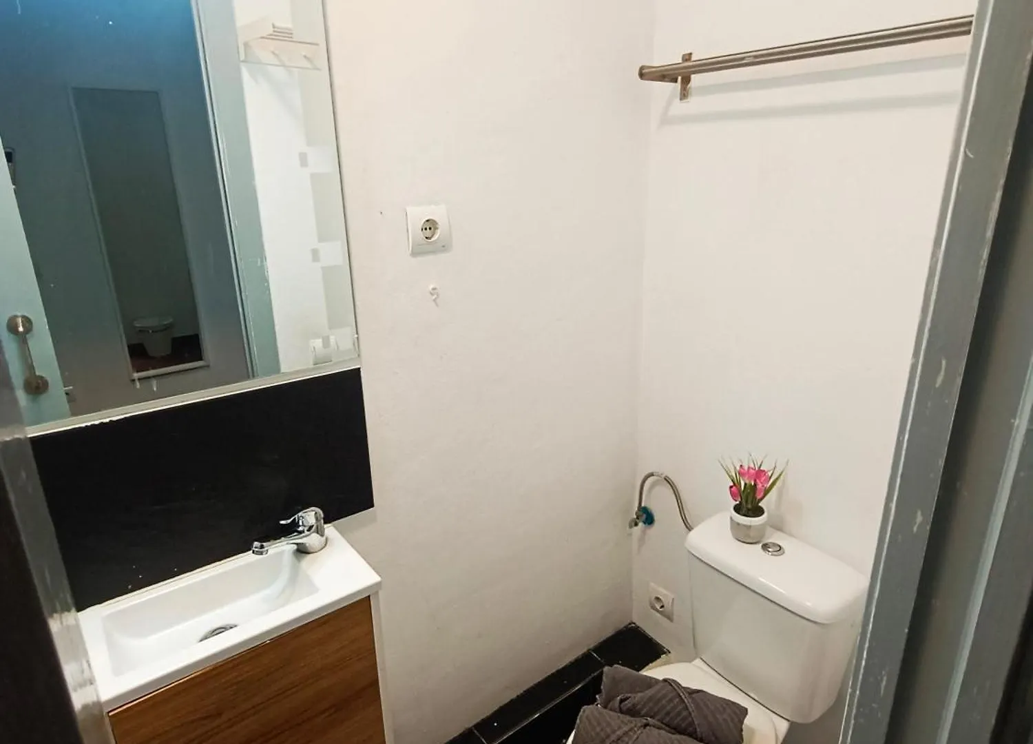 Bcn Private Rooms - Escudellers Barcelona 0*,  Spain